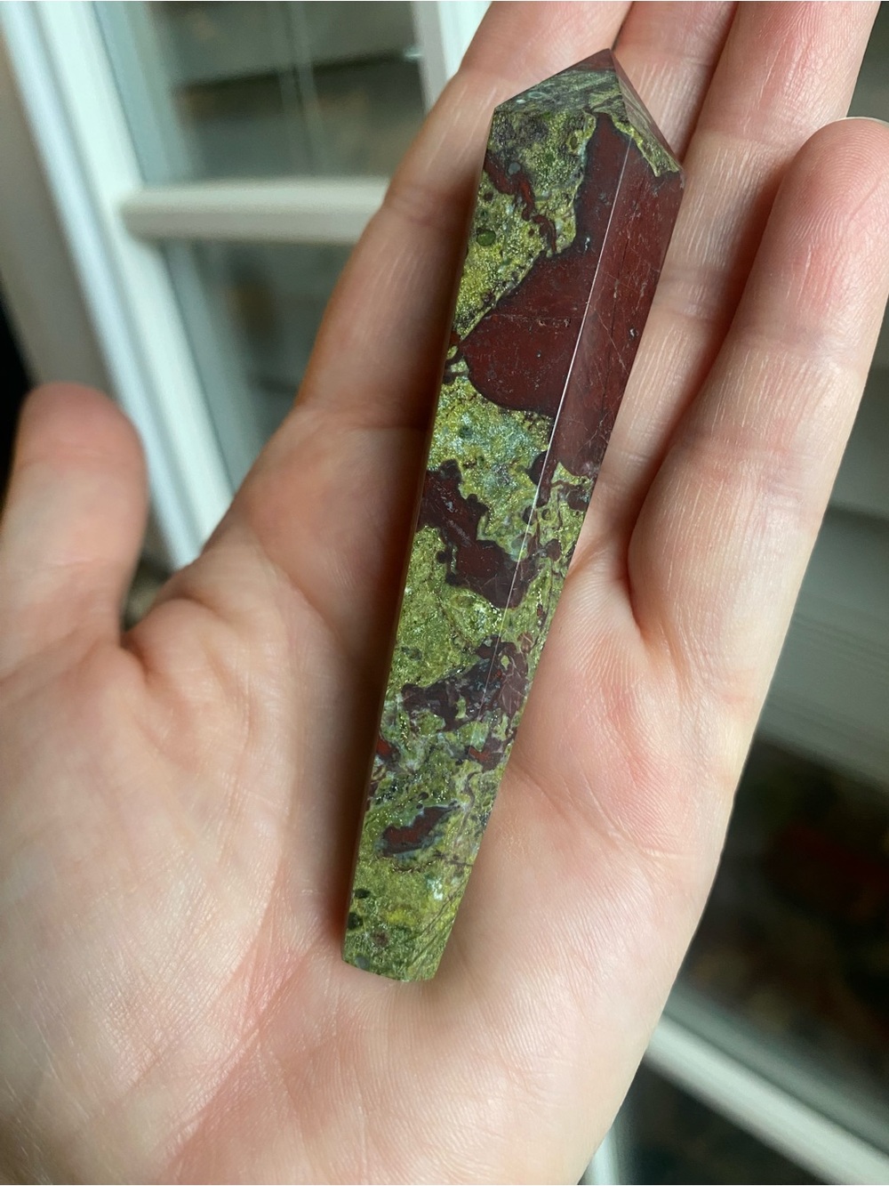 🐉 Dragon’s Blood Crystal Wand 🐉 Stand Included
